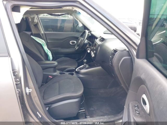 KNDJN2A22E7104957 KIA Soul Base