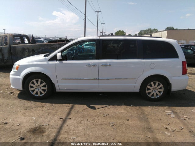 2C4RC1BG3GR138257 Chrysler Town & Country Touring
