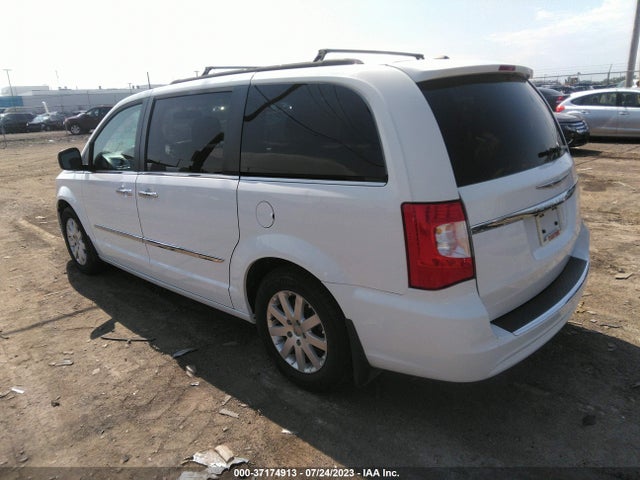 2C4RC1BG3GR138257 Chrysler Town & Country Touring