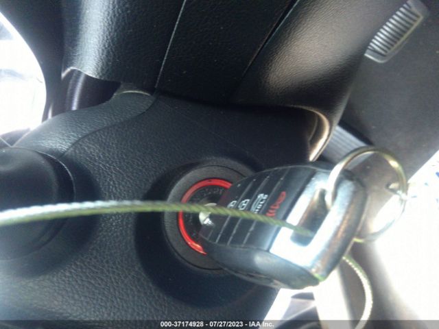 KNAFX4A6XG5541339 KIA FORTE LX