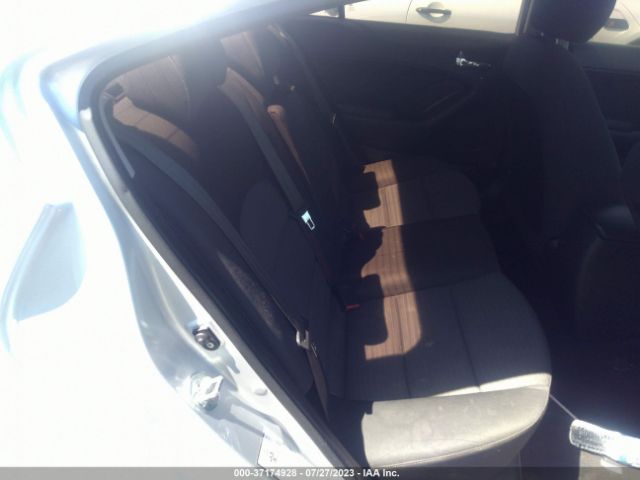 KNAFX4A6XG5541339 KIA FORTE LX