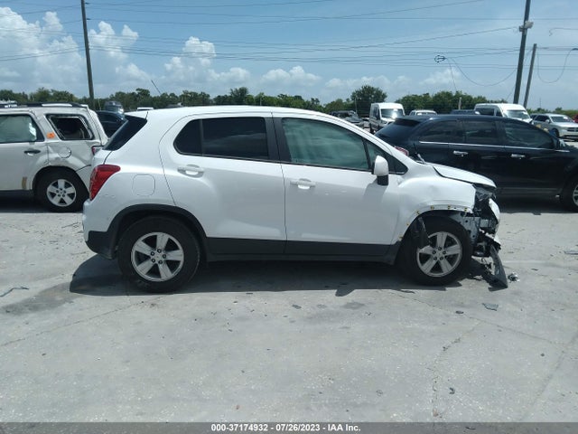 Chevrolet TRAX LS 2020 KL7CJKSB8LB074146 Image 13