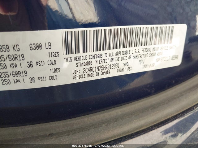 Chrysler Pacifica Hybrid Platinum 2017 2C4RC1N79HR812831 Image 9