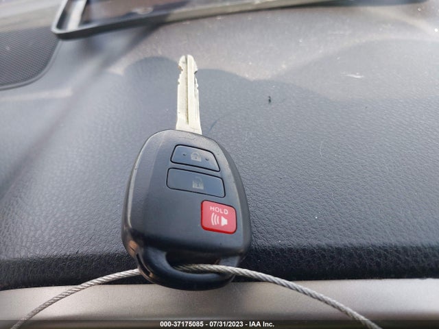 Toyota RAV4 LE 2015 2T3BFREV4FW309958 Image 11