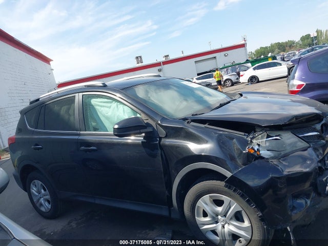 Toyota RAV4 LE 2015 2T3BFREV4FW309958 Image 13