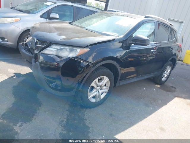 Toyota RAV4 LE 2015 2T3BFREV4FW309958 Image 2