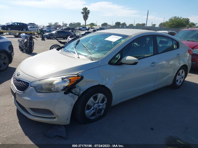 KIA FORTE LX 2015 KNAFK4A61F5399945 Image 2