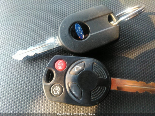 2010 FORD ESCAPE XLT VIN: 1FMCU9D70AKC91923