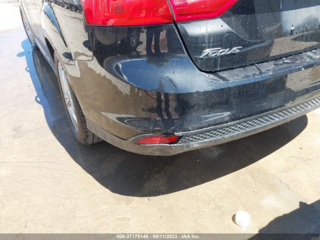 1FADP3F2XEL248727 Ford FOCUS SE