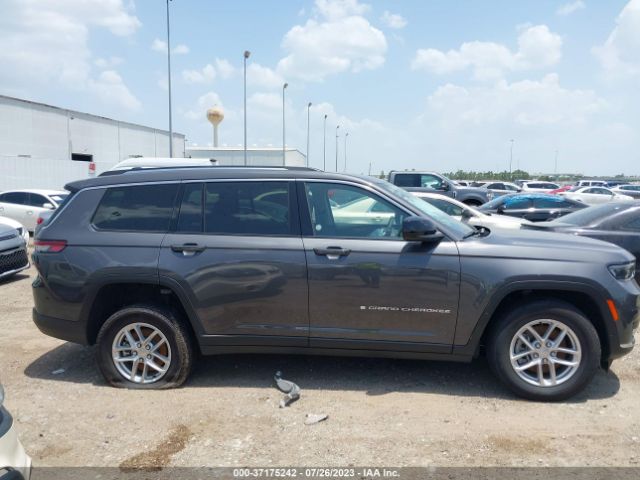 1C4RJKAG3P8807832 Jeep Grand Cherokee L Laredo