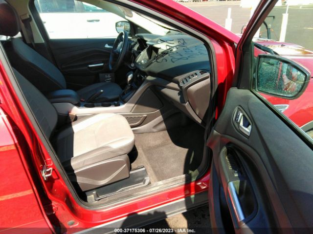 1FMCU0G94GUC66528 Ford ESCAPE SE