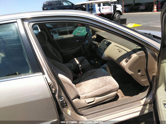 2001 HONDA ACCORD SDN EX VIN: JHMCG66831C021190