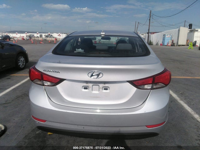 Hyundai ELANTRA SE 2016 KMHDH4AE0GU583809 Image 16