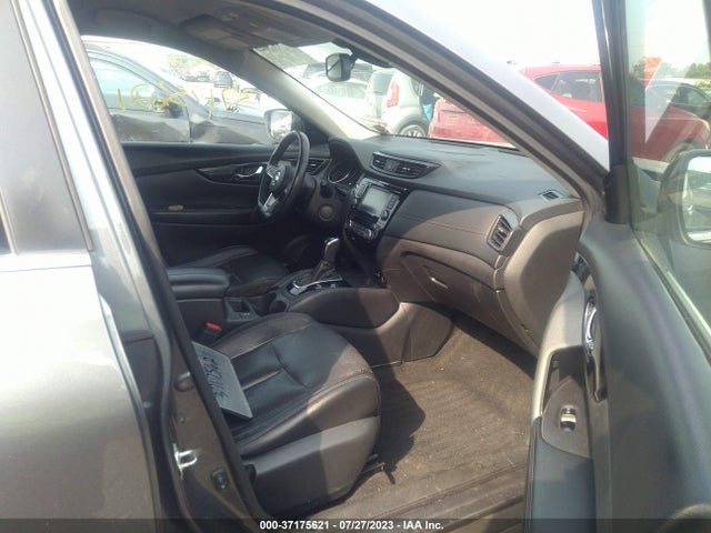 2018 NISSAN ROGUE SL VIN: 5N1AT2MV1JC784469