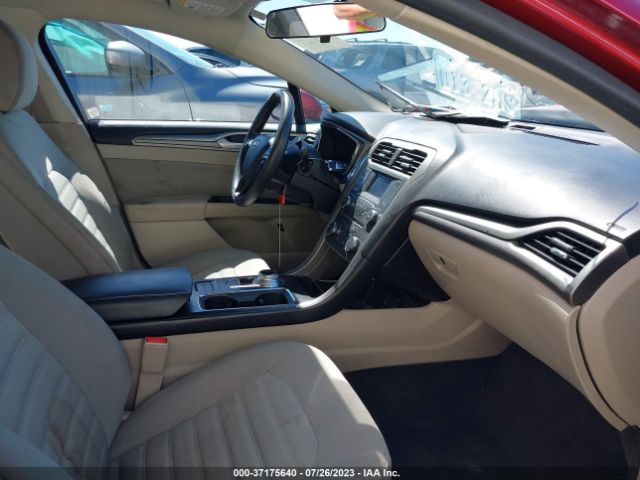 3FA6P0LU8JR173759 Ford Fusion Hybrid Se