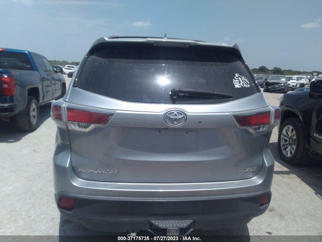 Toyota Highlander Xle V6 2015 5TDKKRFH4FS115548 Image 16
