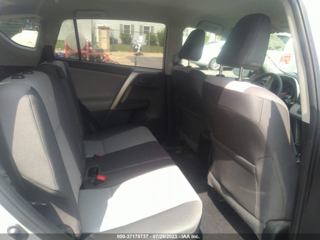 2015 TOYOTA RAV4 LE VIN: 2T3BFREV7FW248010