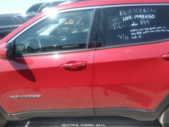 3C4NJCBB5MT585573 Jeep Compass Latitude