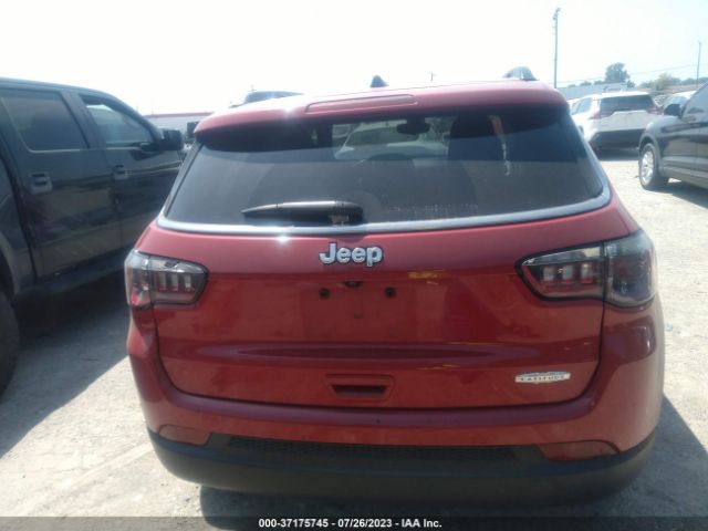 3C4NJCBB5MT585573 Jeep Compass Latitude