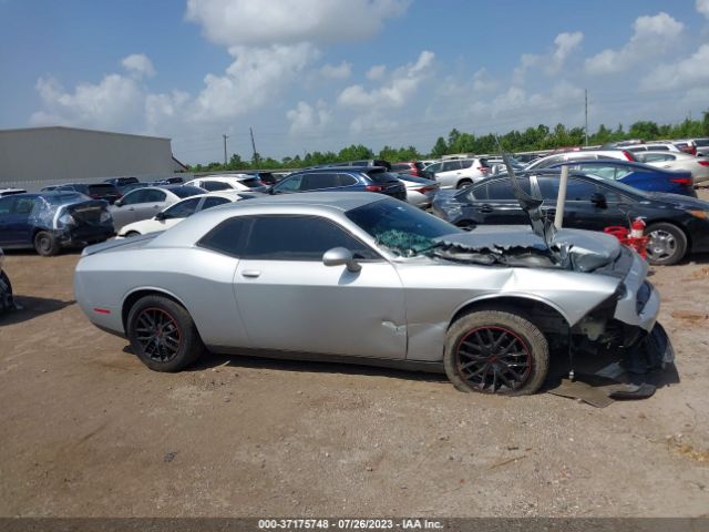 2C3CDZAGXLH104310 Dodge Challenger Sxt