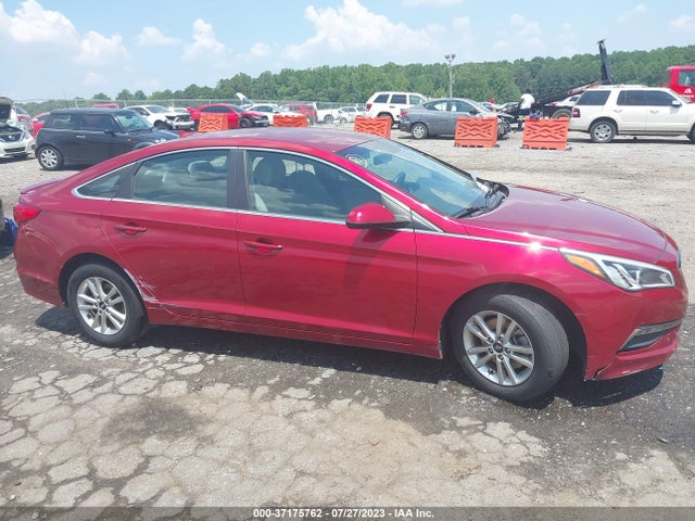 2015 HYUNDAI SONATA SE VIN: 5NPE24AF3FH147306