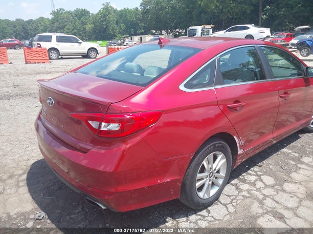 2015 HYUNDAI SONATA SE VIN: 5NPE24AF3FH147306