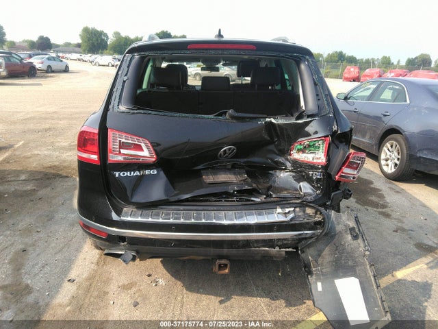 WVGEP9BP5FD008186 Volkswagen Touareg Lux