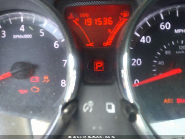 3N1CN7AP6EL830823 Nissan VERSA SV
