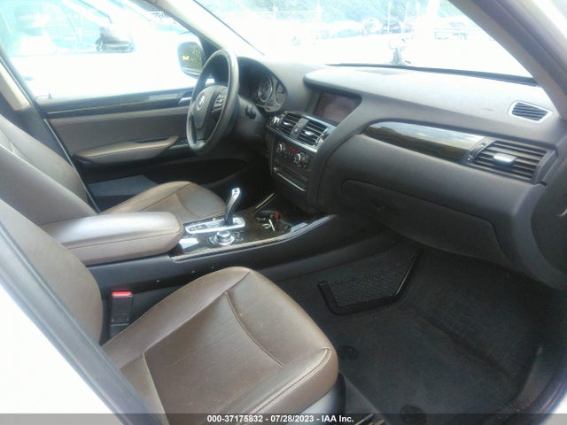 BMW X3 Xdrive28i 2014 5UXWX9C54E0D39659 Image 5