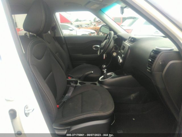 KNDJN2A27G7377587 KIA Soul Base