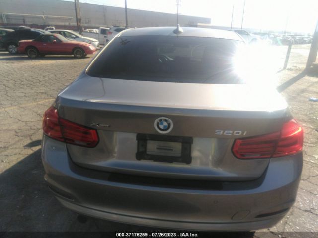 WBA8E5G56GNT94228 BMW 3 Series 320i Xdrive