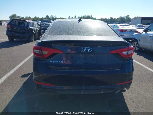 2015 HYUNDAI SONATA 2.4L SE VIN: 5NPE24AF0FH250067