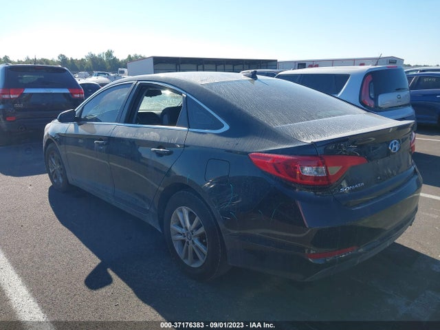2015 HYUNDAI SONATA 2.4L SE VIN: 5NPE24AF0FH250067
