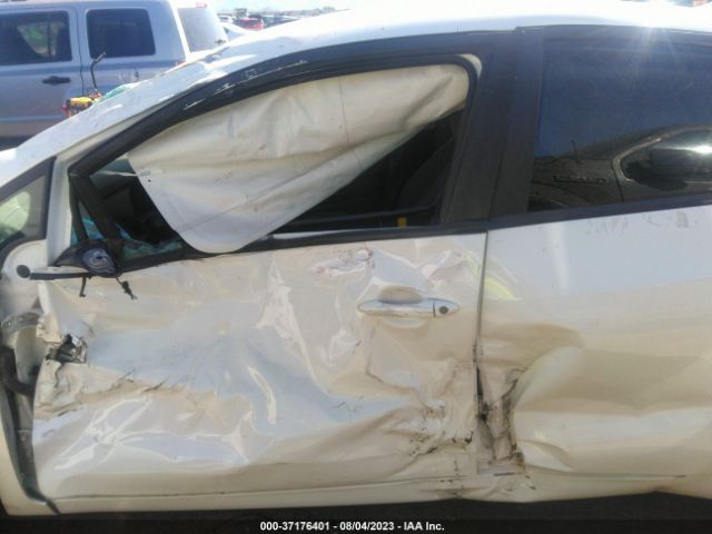3KPFK4A74JE241897 KIA FORTE LX
