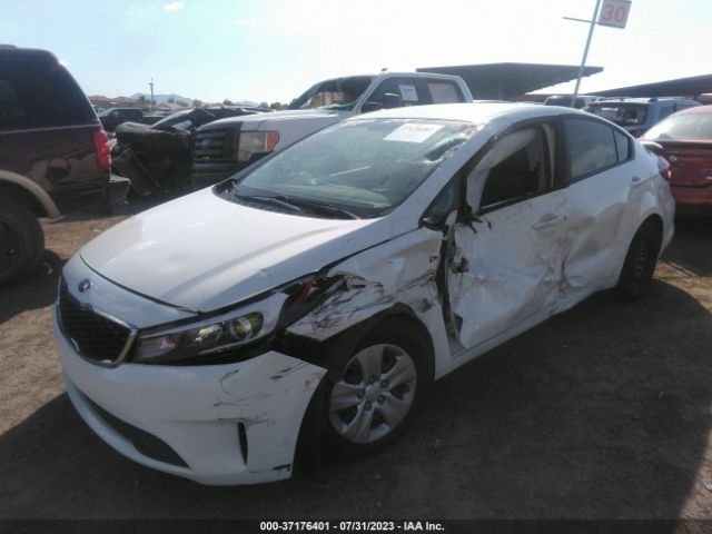 3KPFK4A74JE241897 KIA FORTE LX
