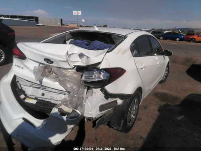 3KPFK4A74JE241897 KIA FORTE LX