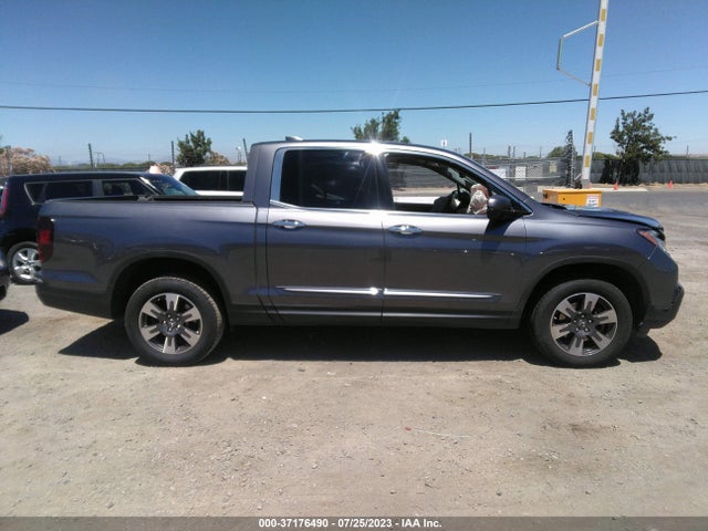 2017 HONDA RIDGELINE RTL-E VIN: 5FPYK3F78HB001159