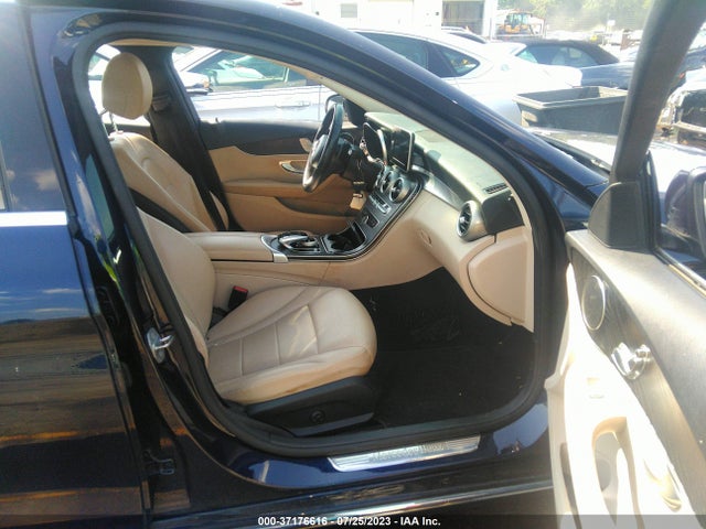 2016 MERCEDES-BENZ C-CLASS C 300 VIN: 55SWF4KB6GU174695