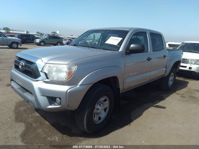 Toyota Tacoma Prerunner 2015 5TFJU4GN4FX089556 Image 2