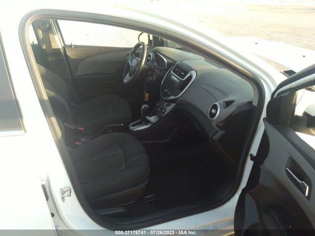Chevrolet SONIC LT 2017 1G1JD5SH3H4116962 Image 5