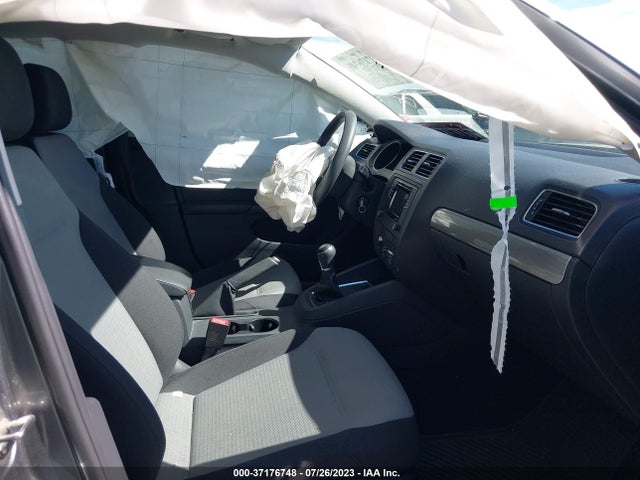 3VW167AJ9HM365981 Volkswagen Jetta 1.4t S