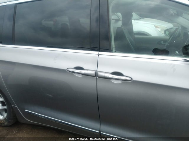 2C4RC1BG6HR809759 Chrysler Pacifica Touring-l