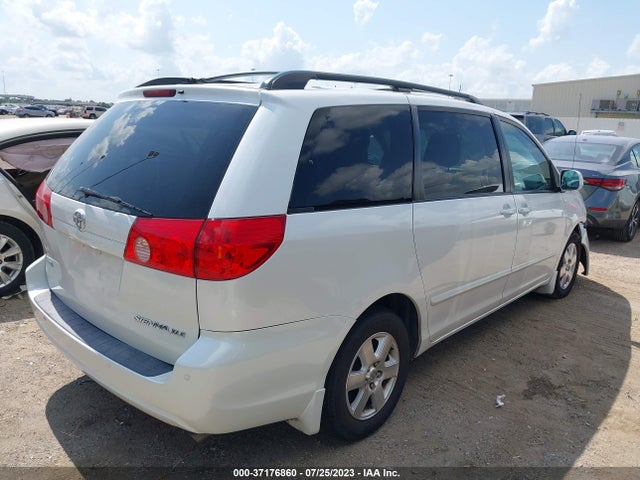 2010 TOYOTA SIENNA XLE VIN: 5TDYK4CC7AS301261