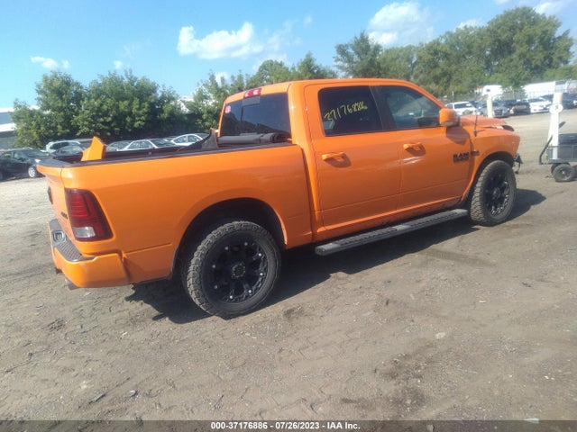 1C6RR7MT3FS702022 RAM 1500 Sport
