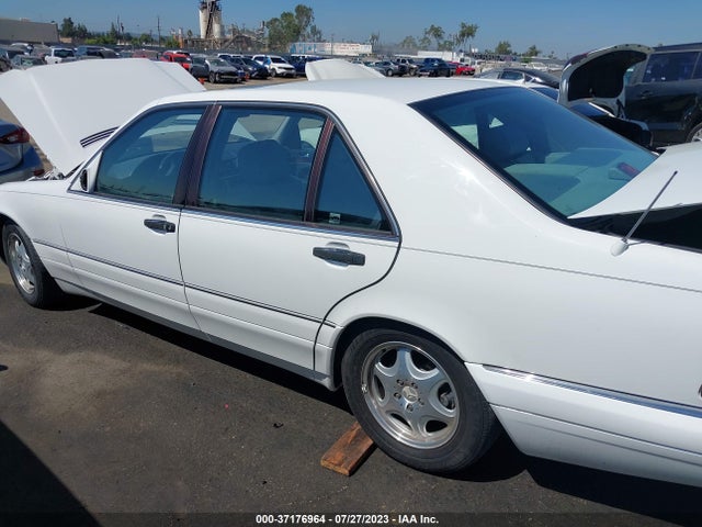 1998 MERCEDES-BENZ S CLASS VIN: WDBGA51G7WA402071