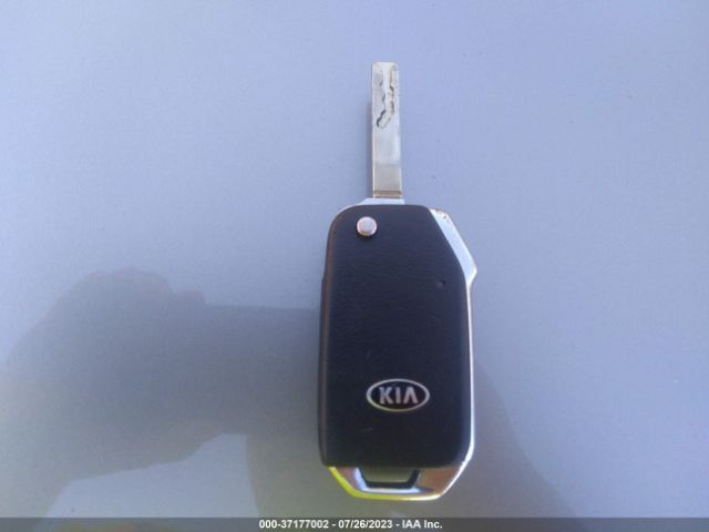 KNDJ23AUXL7057917 KIA SOUL S