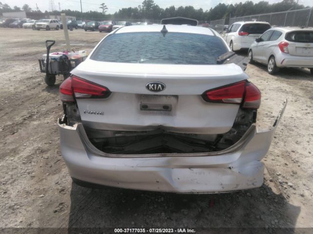 KIA FORTE LX 2018 3KPFK4A70JE268885 Image 8