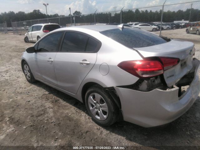 KIA FORTE LX 2018 3KPFK4A70JE268885 Image 9