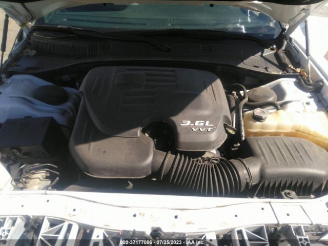 2C3CDXBG5JH236892 Dodge Charger Sxt