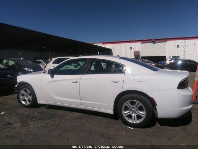 2C3CDXBG5JH236892 Dodge Charger Sxt